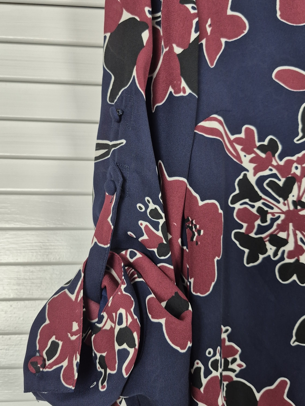 Express Portofino Slim Floral Button Up Blouse Navy Pink Size S/P - Picture 10 of 10